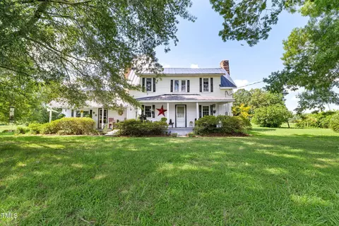 2535 Warrenton Rd, Henderson, NC 27537
