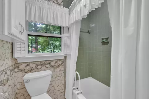 Bath - 735 Durham Rd, Wake Forest, NC 27587 photo 3 of 6
