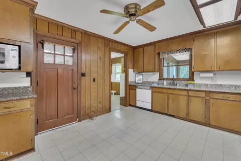 Kitchen - 735 Durham Rd, Wake Forest, NC 27587 photo 8 of 10