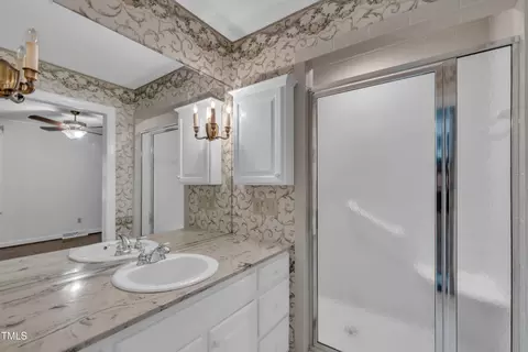 Bath - 735 Durham Rd, Wake Forest, NC 27587 photo 2 of 6