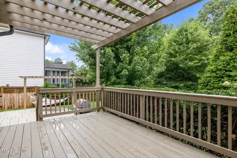 233 Oakmere Dr, Cary, NC 27513 photo 32