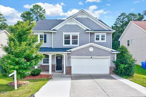 619 Ashburn Ln, Durham, NC 27703