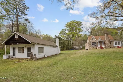 Exterior - 1823 E Geer St, Durham, NC 27704 photo 13 of 14