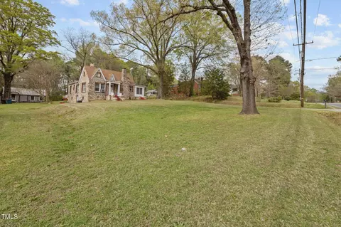 Exterior - 1823 E Geer St, Durham, NC 27704 photo 12 of 14