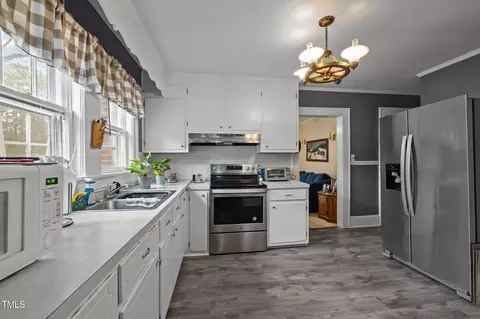 Kitchen - 1823 E Geer St, Durham, NC 27704 photo 2 of 3