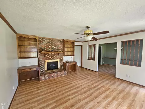 Living - 109 Oak St, Pine Level, NC 27568 photo 2 of 2