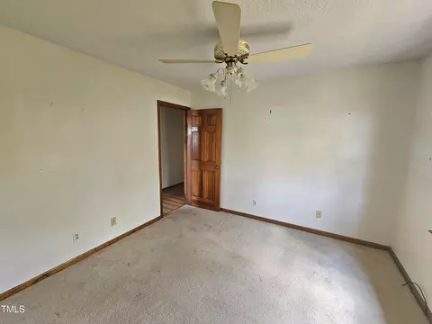 Bedroom - 109 Oak St, Pine Level, NC 27568 photo 5 of 7