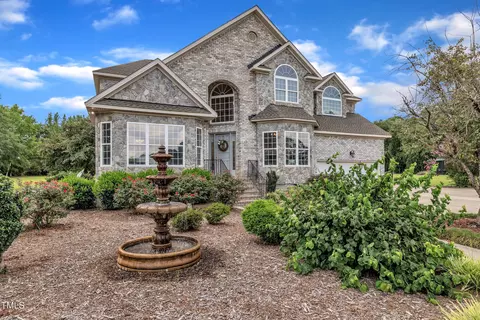 430 Federal Rd, Benson, NC 27504