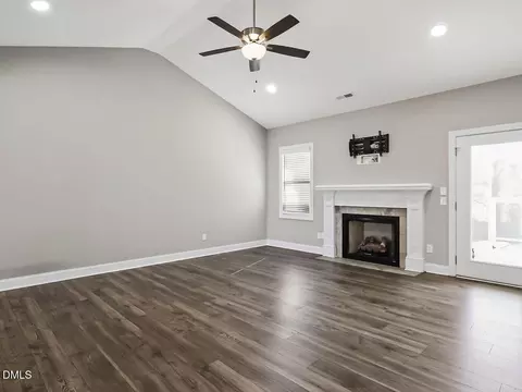 67 Cedarbrook Dr, Benson, NC 27504 photo 8