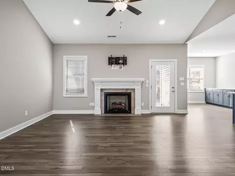 67 Cedarbrook Dr, Benson, NC 27504 photo 9