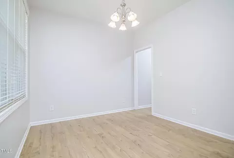 320 Sturgeon Street St, Smithfield, NC 27577 photo 4