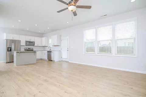 320 Sturgeon Street St, Smithfield, NC 27577 photo 11