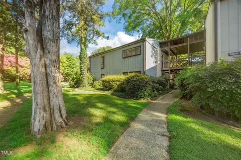 5024 Flint Ridge Pl, Raleigh, NC 27609