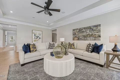 Living - 81 Cheshire Downs Ct, Smithfield, NC 27577 photo 2 of 2