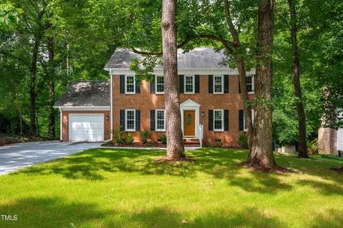 103 Escher Ln, Cary, NC 27511