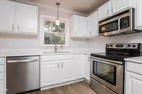 Kitchen - 109 Beaver Pine Way, Cary, NC 27511 photo 2 of 2