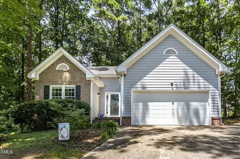 647 Guinness Pl, Wake Forest, NC 27587