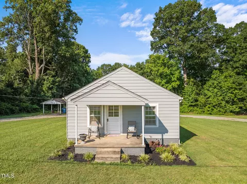 6418 Osceola Ossipee Rd, Gibsonville, NC 27249