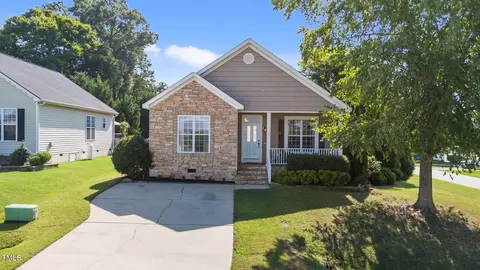 101 Houston Ln, Clayton, NC 27527