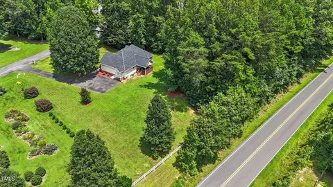 96 Red Berry Holly Ln, Hurdle Mills, NC 27541