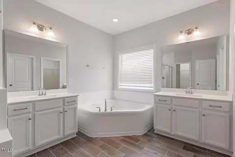 Bath - 304 White Iris Loop, Cary, NC 27519 photo 2 of 4