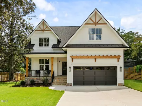 121 W Braxton Foushee St, Carrboro, NC 27510