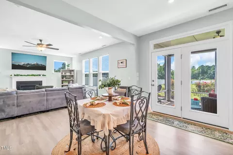 Dining - 7106 Cabernet Franc Dr, Willow Spring, NC 27592 photo 2 of 4