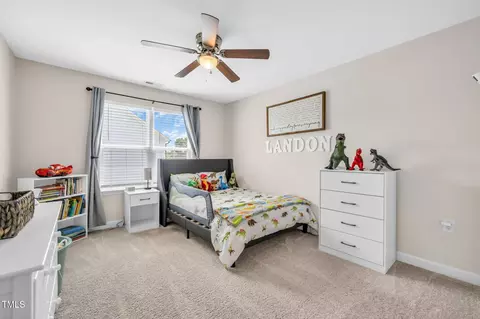 Bedroom - 7106 Cabernet Franc Dr, Willow Spring, NC 27592 photo 6 of 9