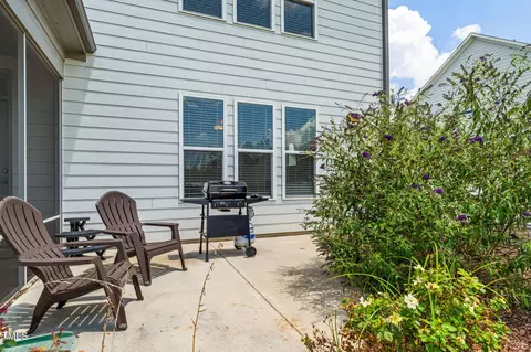 Exterior - 7106 Cabernet Franc Dr, Willow Spring, NC 27592 photo 5 of 13