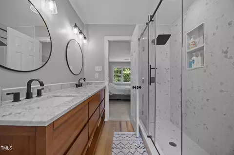 Bath - 2809 Elsbeth Ct, Wake Forest, NC 27587 photo 3 of 4