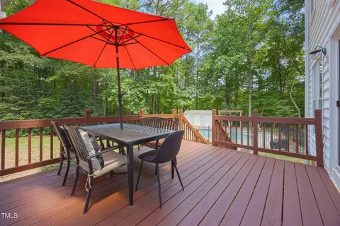 Exterior - 2809 Elsbeth Ct, Wake Forest, NC 27587 photo 13 of 14