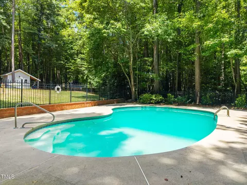 Exterior - 2809 Elsbeth Ct, Wake Forest, NC 27587 photo 5 of 14