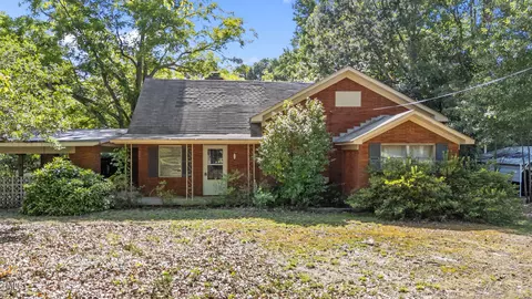 1217 Shepard School Rd, Zebulon, NC 27597