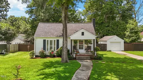 1510 W Davis St, Burlington, NC 27215