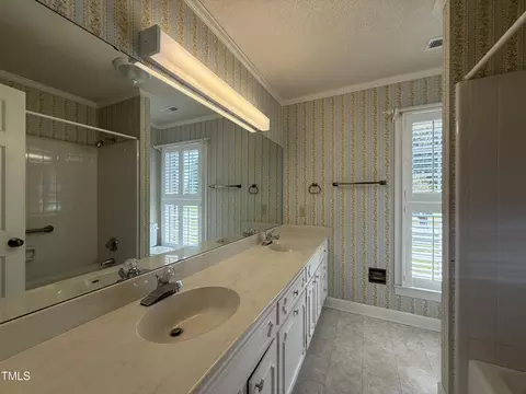 Bath - 4221 Zacks Mill Rd, Angier, NC 27501 photo 2 of 6
