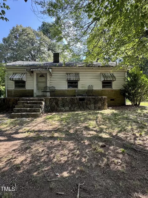 716 Williamsboro St, Oxford, NC 27565