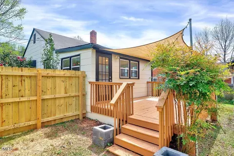 Exterior - 829 Colleton Rd, Raleigh, NC 27610 photo 2 of 7