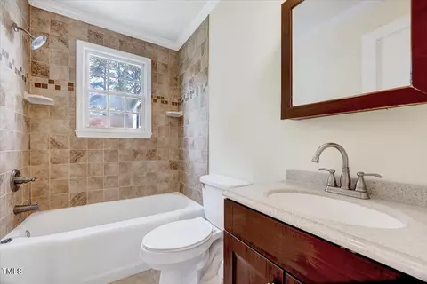 Bath - 829 Colleton Rd, Raleigh, NC 27610 photo 1 of 1