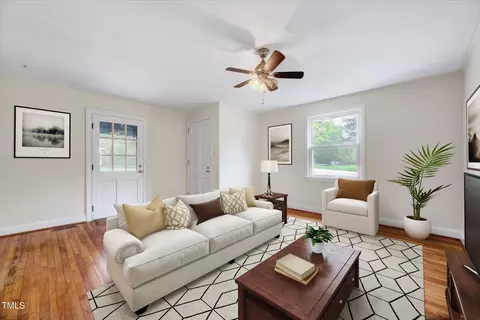 Living - 829 Colleton Rd, Raleigh, NC 27610 photo 2 of 3
