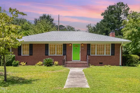 311 N Layton Ave, Dunn, NC 28334