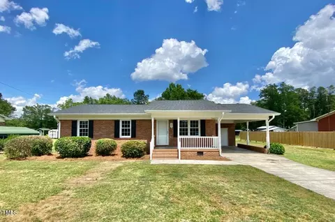 421 Mt Moriah Church Rd, Lumberton, NC 28360