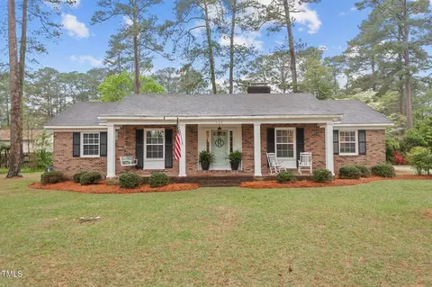 109 Edgewood Dr, Pinetops, NC 27864