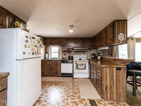 3566 N Mccullen Rd, Faison, NC 28341 photo 10