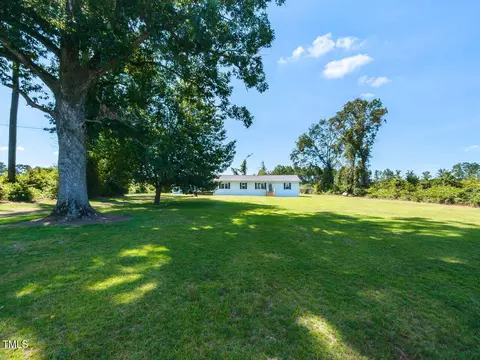3566 N Mccullen Rd, Faison, NC 28341 photo 2