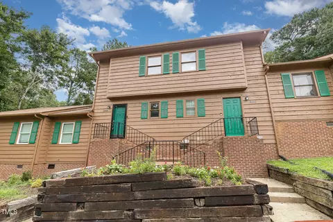 806 Kendall Dr, Durham, NC 27703 photo 1