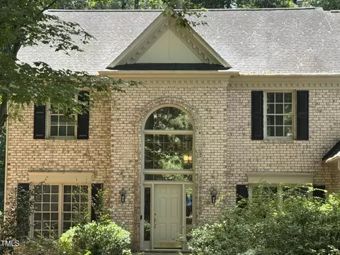 206 Duncan Hill Ct, Cary, NC 27518
