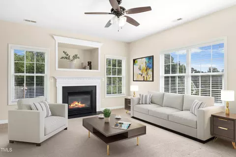 Living - 116 Reno Ave, Garner, NC 27529 photo 2 of 7