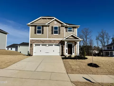 215 Drayton Hall Ln, Sanford, NC 27330