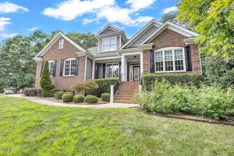 1001 Chatham Ct, Youngsville, NC 27596