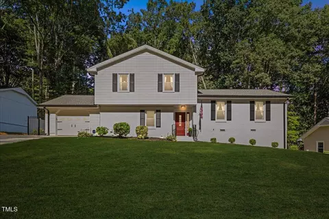 6629 Suburban Dr, Raleigh, NC 27615